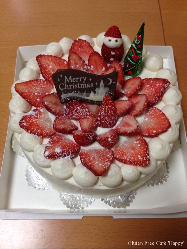 イチゴたっぷりクリスマスケーキ(^_−)−☆